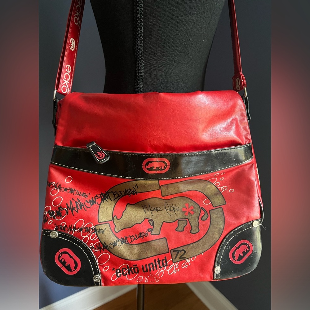 ECKO unltd RARE Marc ECKO Autograph Gold Rhino Red Crossbody Bag Vintage